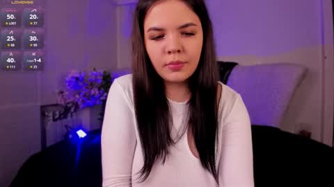 Jess online show from September 19, 2025, 1:56 pm