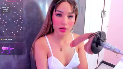 Jess  online show from November 5, 2025, 7:58 pm