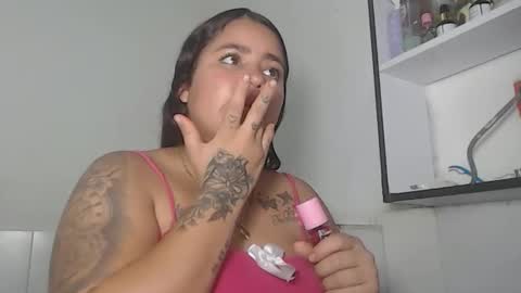 Snapshot of jess_beauty chatting on May 21, 2026, 12:23 pm jess beauty online show from May 21, 2026, 12:23 pm