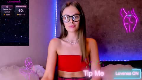 Jess online show from September 24, 2025, 9:40 pm