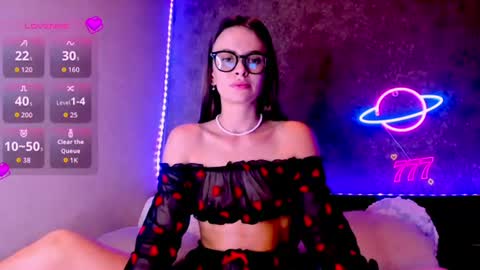 Jess online show from July 10, 2026, 9:39 pm