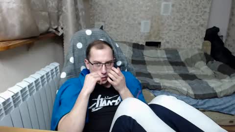 Snapshot of jess_nest chatting on March 10, 2025, 10:13 pm Jess online show from March 10, 2025, 10:13 pm