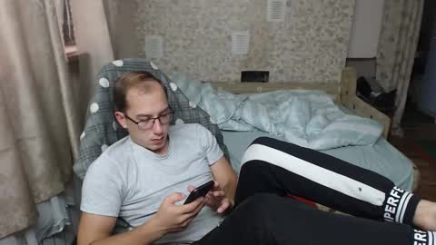 Snapshot of jess_nest chatting on September 15, 2025, 2:06 pm Jess online show from September 15, 2025, 2:06 pm