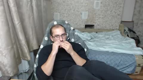 Snapshot of jess_nest chatting on October 1, 2025, 10:05 pm Jess online show from October 1, 2025, 10:05 pm