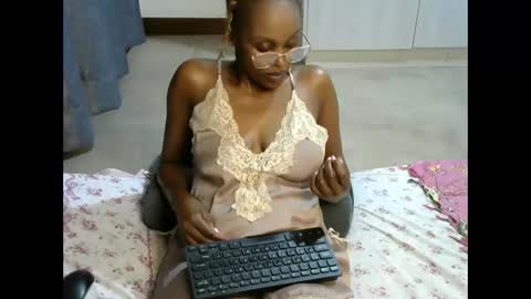 jessajoyy online show from February 9, 2025, 7:41 pm