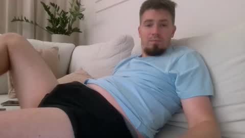 Snapshot of jessep86 chatting on September 28, 2025, 8:36 pm jessep86 online show from September 28, 2025, 8:36 pm