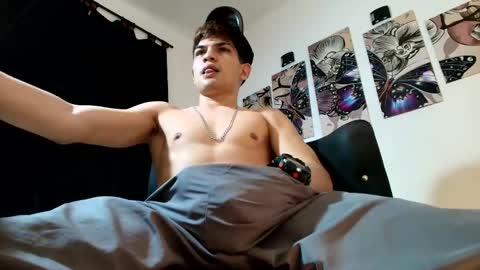 Snapshot of jesshot_bigcock chatting on May 16, 2026, 3:14 am jesshot_bigcock online show from May 16, 2026, 3:14 am