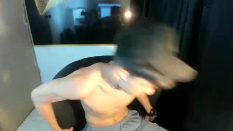 Snapshot of jesshot_bigcock chatting on June 11, 2026, 6:00 am jesshot_bigcock online show from June 11, 2026, 6:00 am