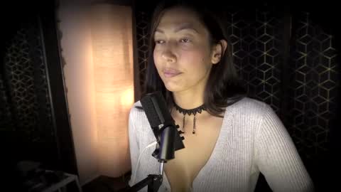 Snapshot of jessi_dreams chatting on April 21, 2026, 2:51 am Jessica Gomez online show from April 21, 2026, 2:51 am