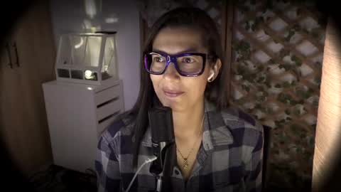 Snapshot of jessi_dreams chatting on May 28, 2026, 4:21 am Jessica Gomez online show from May 28, 2026, 4:21 am