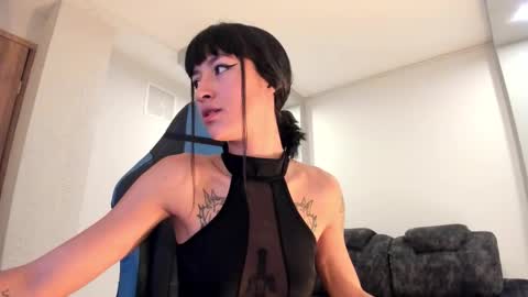jessi_lemus online show from December 22, 2025, 7:11 pm