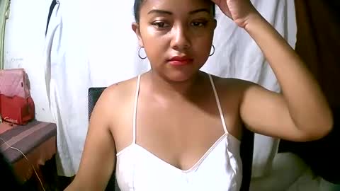 Snapshot of jessi_tastyxx172121 chatting on February 4, 2025, 6:04 am jessi_tastyxx172121 online show from February 4, 2025, 6:04 am