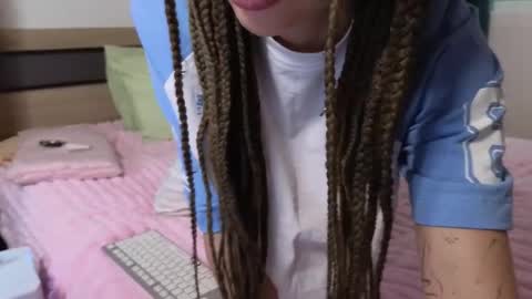 Jessy online show from December 20, 2025, 4:08 am