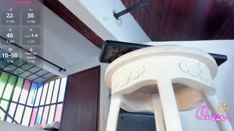  Jessica Mendoza  online show from April 1, 2026, 6:38 pm