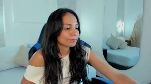 Snapshot of jessica_taylor_22 chatting on April 14, 2026, 8:37 pm jessica_taylor_22 online show from April 14, 2026, 8:37 pm