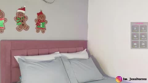 Snapshot of jessica_tom_ chatting on December 21, 2025, 2:35 pm Jessica online show from December 21, 2025, 2:35 pm