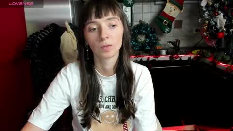jessicaforris online show from December 24, 2024, 10:44 am