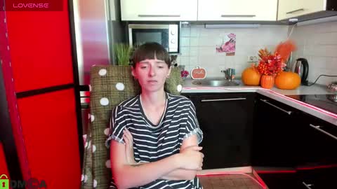 jessicaforris online show from September 22, 2025, 6:59 am