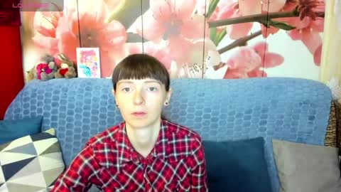 jessicaforris online show from May 28, 2026, 7:27 am