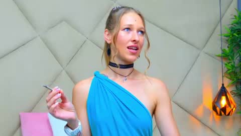 Snapshot of jessicagibson chatting on July 25, 2026, 9:23 pm Jessica online show from July 25, 2026, 9:23 pm