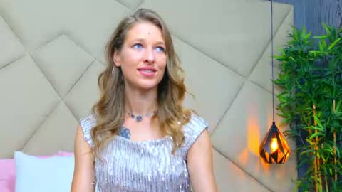 Snapshot of jessicagibson chatting on July 30, 2026, 8:41 pm Jessica online show from July 30, 2026, 8:41 pm