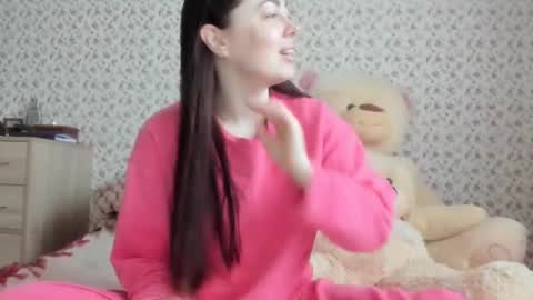jessicagoold online show from February 10, 2025, 7:26 am