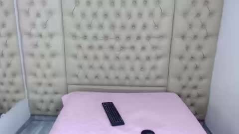 Jessica online show from September 11, 2025, 9:04 pm