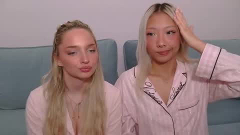 Jessica online show from November 21, 2025, 1:37 am