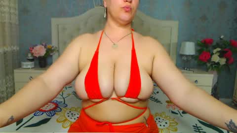 Snapshot of jessicalove20 chatting on April 17, 2026, 11:46 am single mommy online show from April 17, 2026, 11:46 am