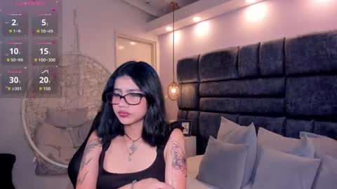 Snapshot of jessicamoonn chatting on May 20, 2026, 12:22 pm Jessica online show from May 20, 2026, 12:22 pm