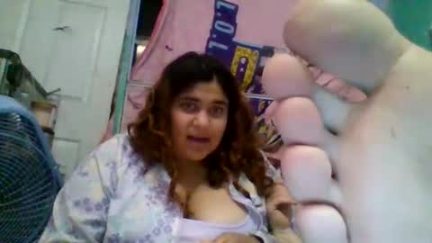 Snapshot of jessicarabbits4 chatting on June 11, 2026, 2:11 am dovedianna online show from June 11, 2026, 2:11 am