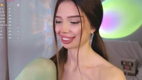 jessie_johns online show from May 18, 2026, 3:51 pm