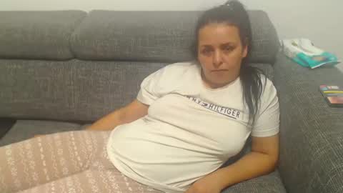jessiestar3 online show from February 6, 2025, 4:53 am