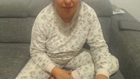 jessiestar3 online show from February 12, 2025, 4:33 am
