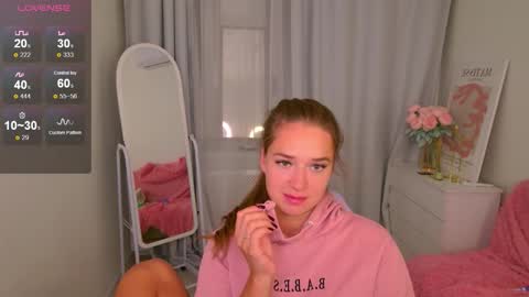 Jessi online show from October 1, 2025, 2:23 pm