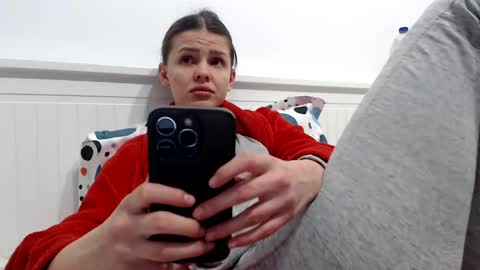 jessieryan online show from February 24, 2025, 5:20 pm