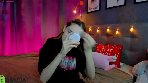 Jessie online show from December 22, 2025, 9:50 am