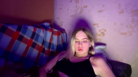 jessika_evans online show from December 18, 2025, 9:10 pm