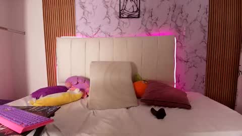 Snapshot of jessika_ortiz chatting on June 5, 2026, 6:52 am jessika online show from June 5, 2026, 6:52 am