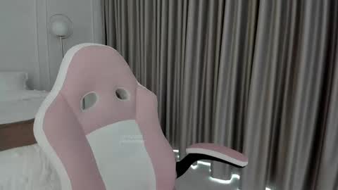 Snapshot of jessikapalmer chatting on September 18, 2025, 2:08 pm online show from September 18, 2025, 2:08 pm