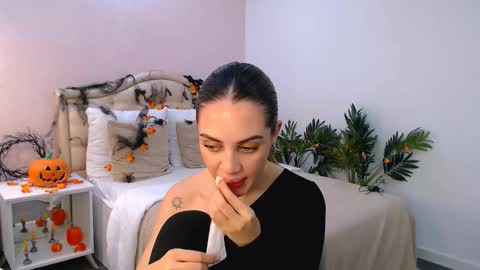 Jesskats online show from November 5, 2025, 6:35 am