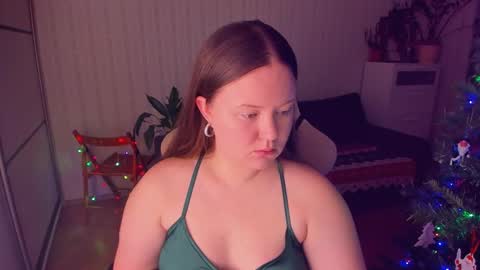 NEW VIDEO IN BIO online show from December 26, 2024, 6:41 am