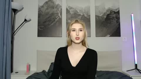 Snapshot of jessstonem chatting on December 28, 2024, 5:55 am jessstonem online show from December 28, 2024, 5:55 am