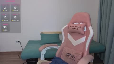 Jessy online show from December 22, 2025, 10:01 am