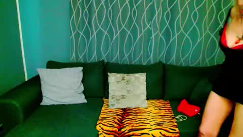 Snapshot of jessy_curt chatting on February 24, 2026, 5:49 am jessy curt online show from February 24, 2026, 5:49 am