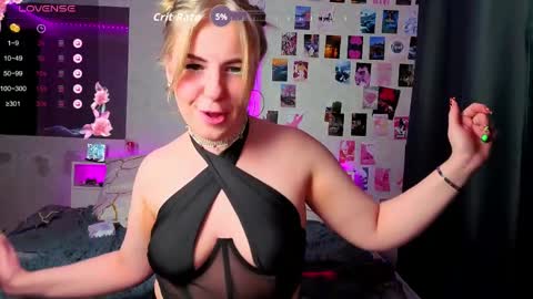 Snapshot of jessy_demon chatting on April 5, 2026, 8:06 pm Jessy online show from April 5, 2026, 8:06 pm