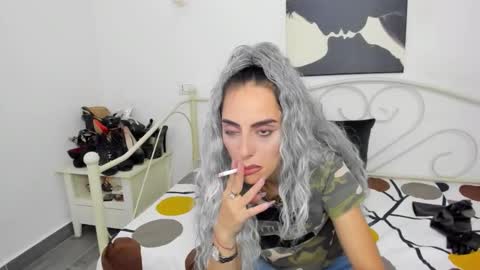 Jessy online show from September 28, 2025, 7:19 pm