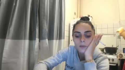 Jessy online show from September 30, 2025, 7:19 pm