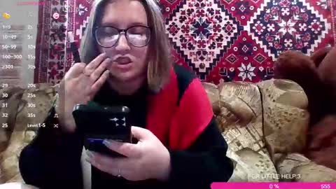 Bye everyone i cant see any reason to stay here wish u luck online show from November 14, 2025, 6:50 pm