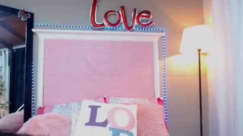 Jessy online show from March 9, 2025, 11:58 am